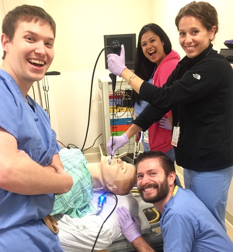 Anesthesiology Residents Practicing FOB at Simulation Center
