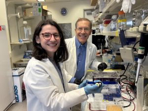 Dr. Andrew Arnold and Sara Halili of the Arnold Lab