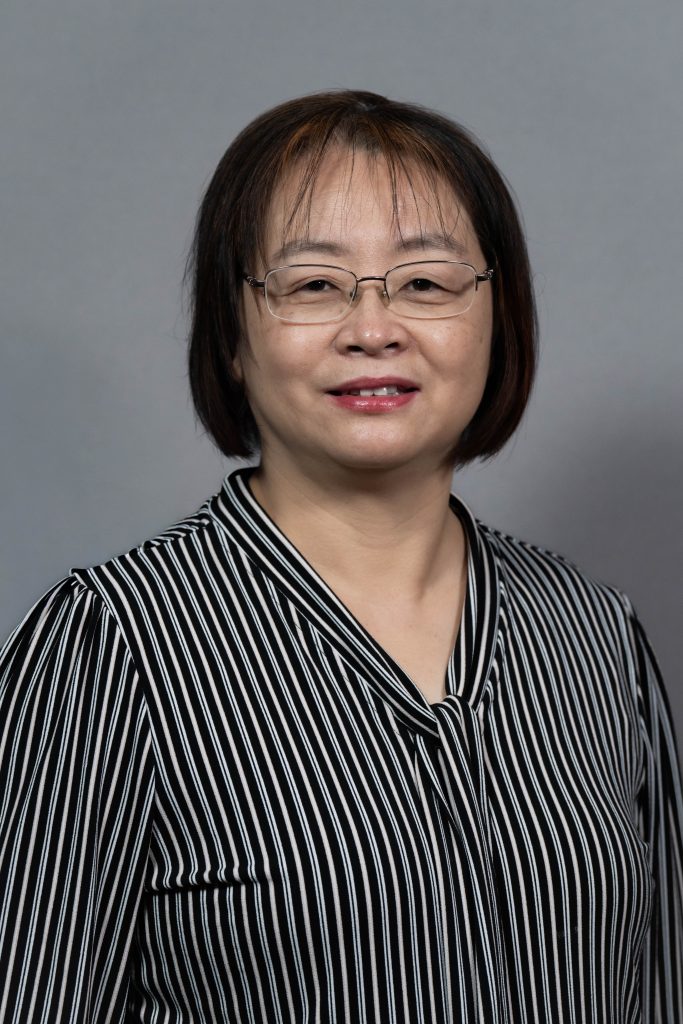portrait of Jianghong Li